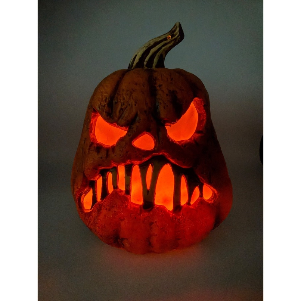 Tekky 9" Flame Effect Light Up Pumpkin Halloween Jack-o-Lantern Battery Operated